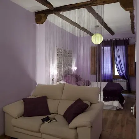 Hotel El Planeta Escondido Losana de Piron