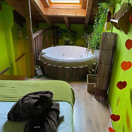 El Planeta Escondido 3* Losana de Piron