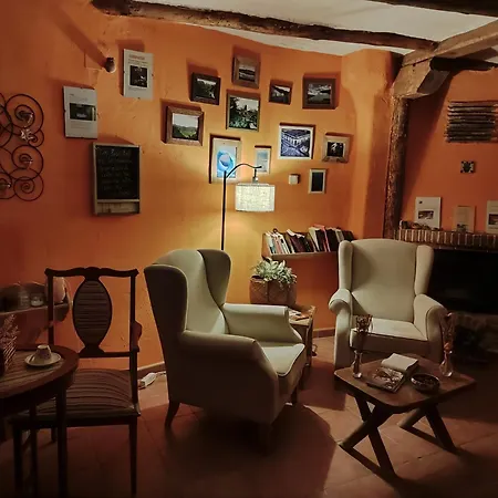 فندق El Planeta Escondido Losana de Piron